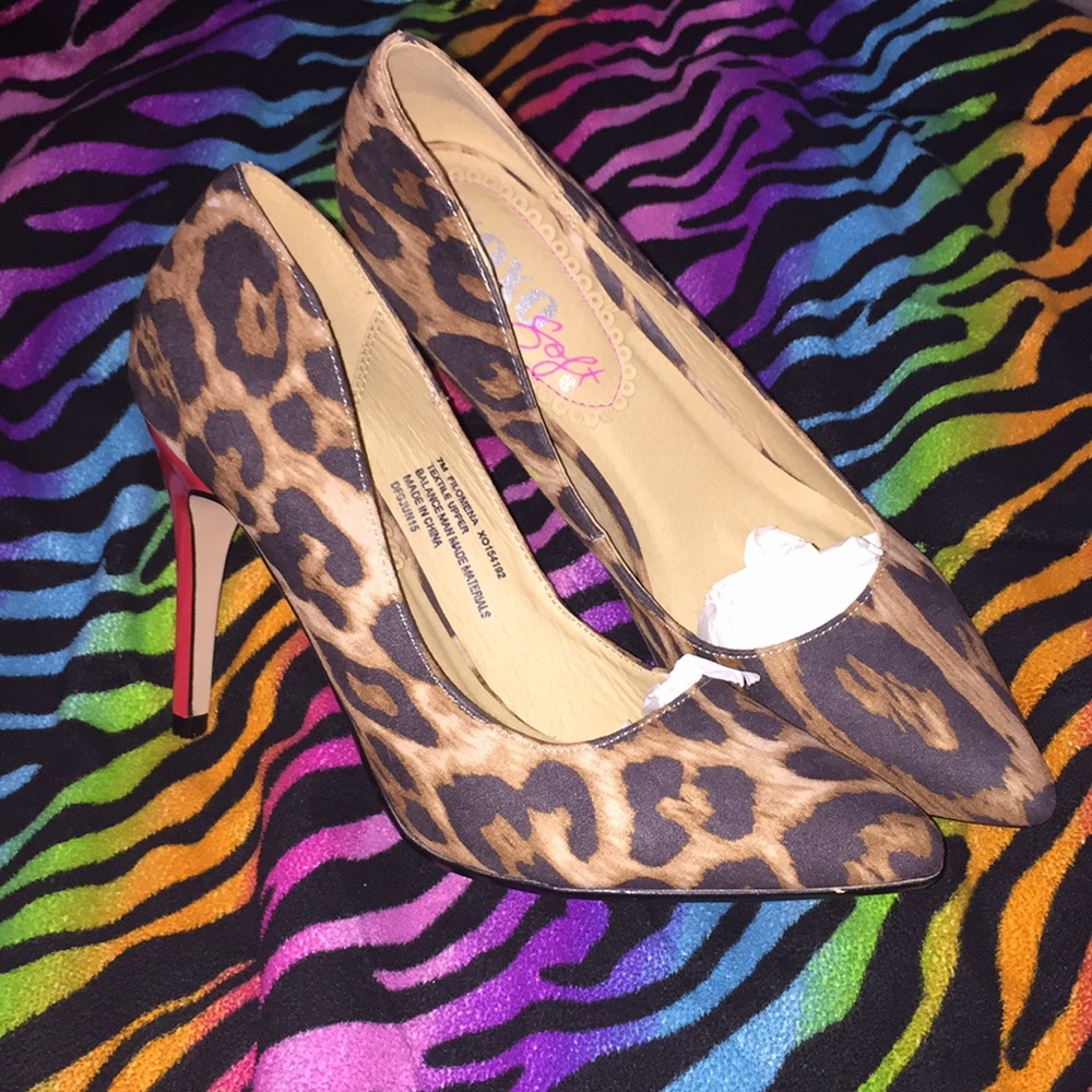 Leopard  print heels